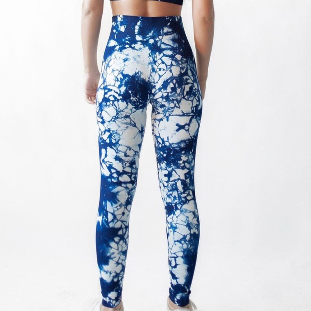 SET ACTIVE blue crush leggings